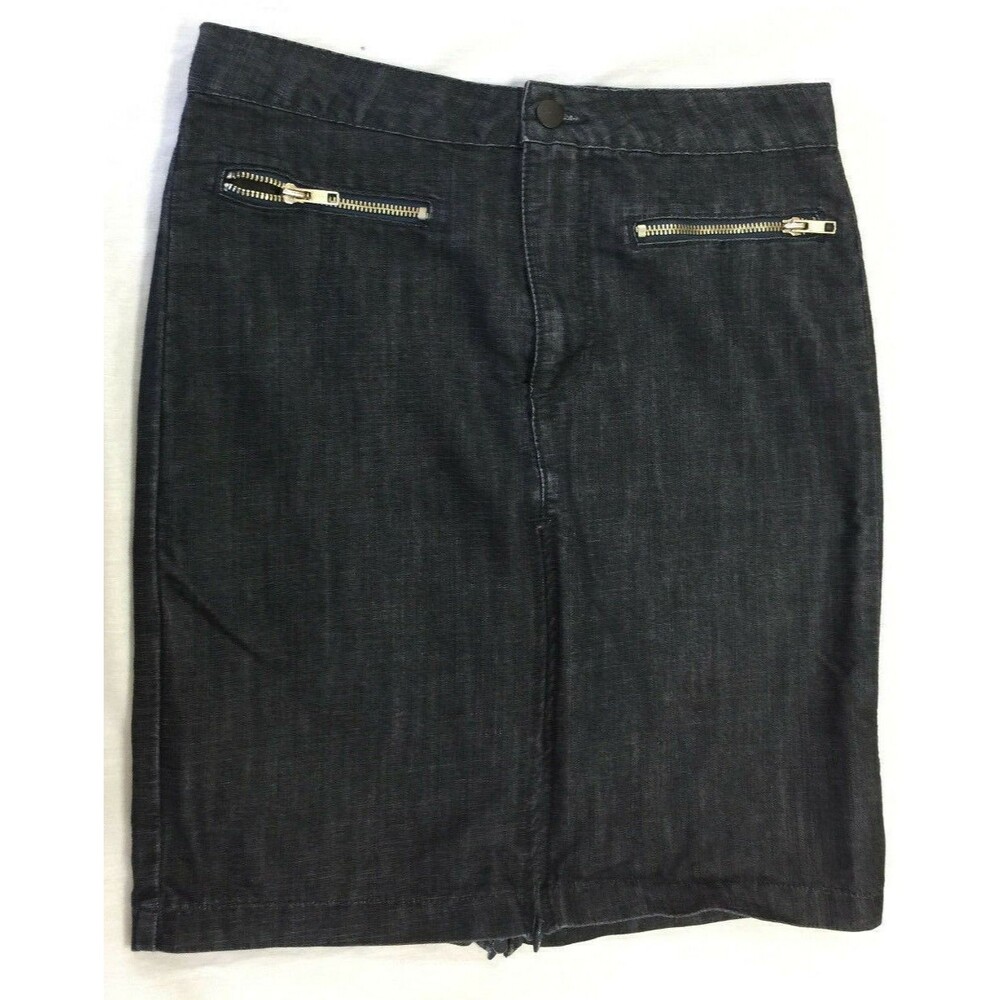 LUX WOMENS SKIRT SIZE 4